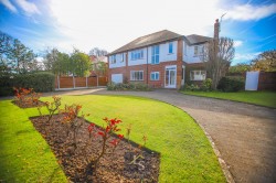Images for Queensgate, Bramhall, SK7