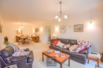Clysbarton Court, Bramhall, sk7