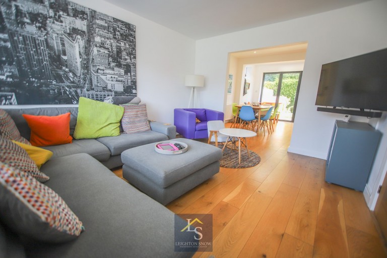 Images for Adelaide Road, Bramhall, SK7 EAID:425574707 BID:a331354c-8a27-4290-8521-a2425358b7e6