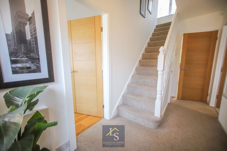 Images for Adelaide Road, Bramhall, SK7 EAID:425574707 BID:a331354c-8a27-4290-8521-a2425358b7e6