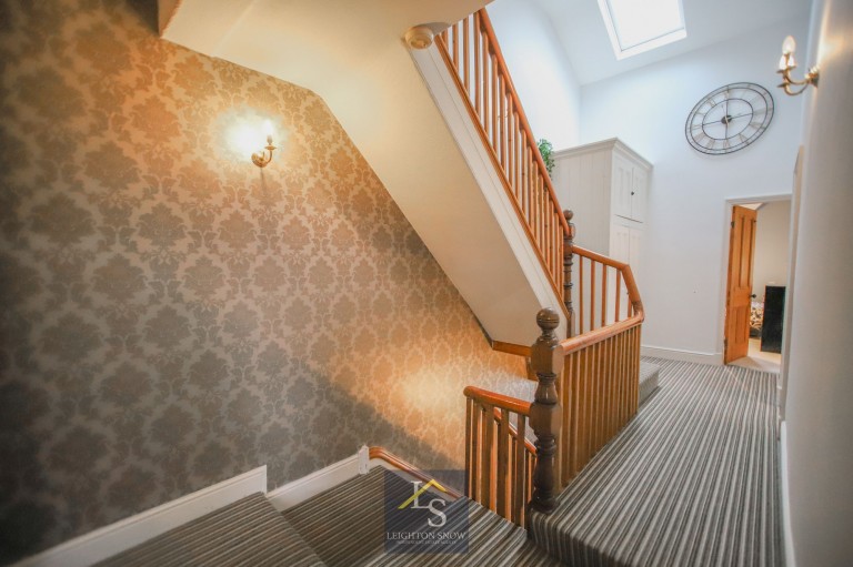 Images for Barnfield Road East, Stockport, SK3 EAID:425574707 BID:a331354c-8a27-4290-8521-a2425358b7e6