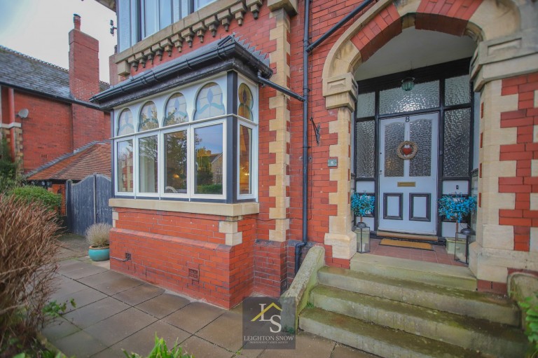 Images for Barnfield Road East, Stockport, SK3 EAID:425574707 BID:a331354c-8a27-4290-8521-a2425358b7e6