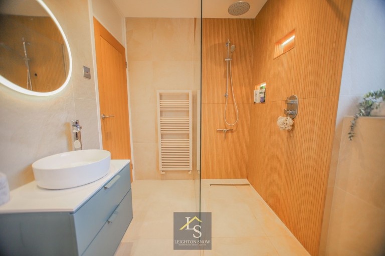 Images for Midland Road, Bramhall, SK7 EAID:425574707 BID:a331354c-8a27-4290-8521-a2425358b7e6