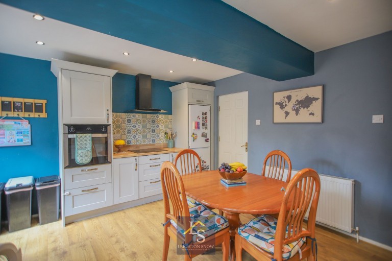 Images for Lydney Avenue, Heald Green, SK8 EAID:425574707 BID:a331354c-8a27-4290-8521-a2425358b7e6
