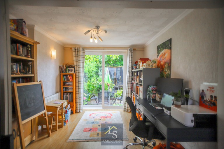 Images for Lydney Avenue, Heald Green, SK8 EAID:425574707 BID:a331354c-8a27-4290-8521-a2425358b7e6
