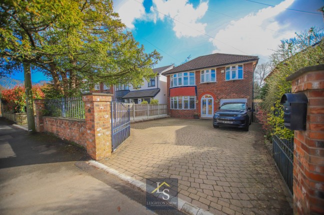 Bridge Lane, Bramhall, sk7