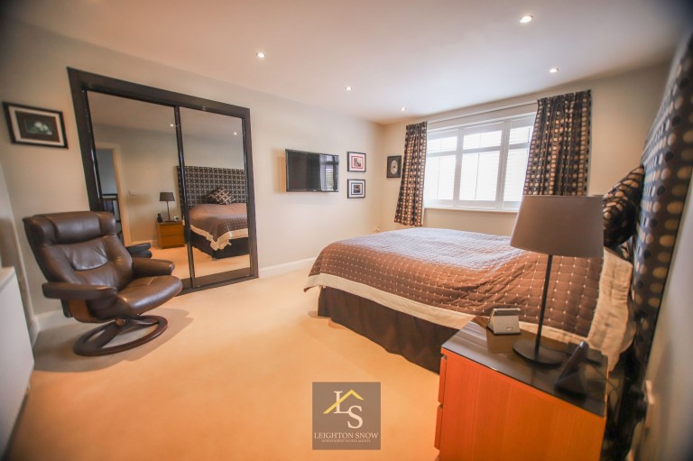 Images for St. Michaels Avenue, Bramhall, SK7 EAID:425574707 BID:a331354c-8a27-4290-8521-a2425358b7e6