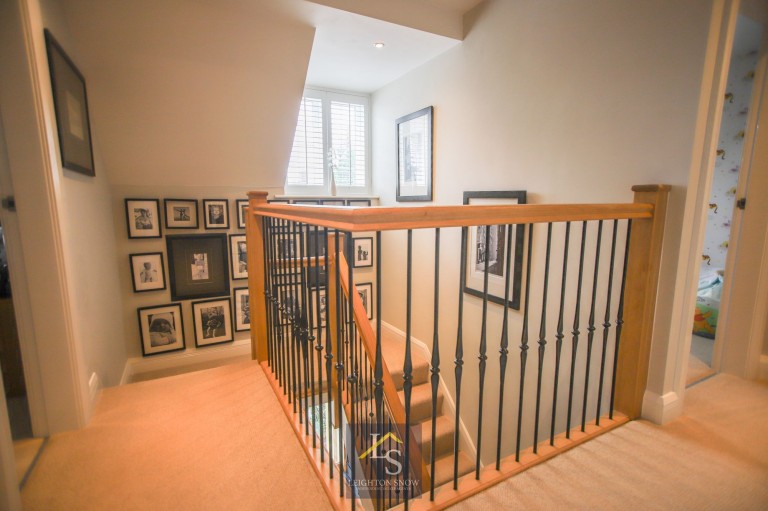 Images for St. Michaels Avenue, Bramhall, SK7 EAID:425574707 BID:a331354c-8a27-4290-8521-a2425358b7e6