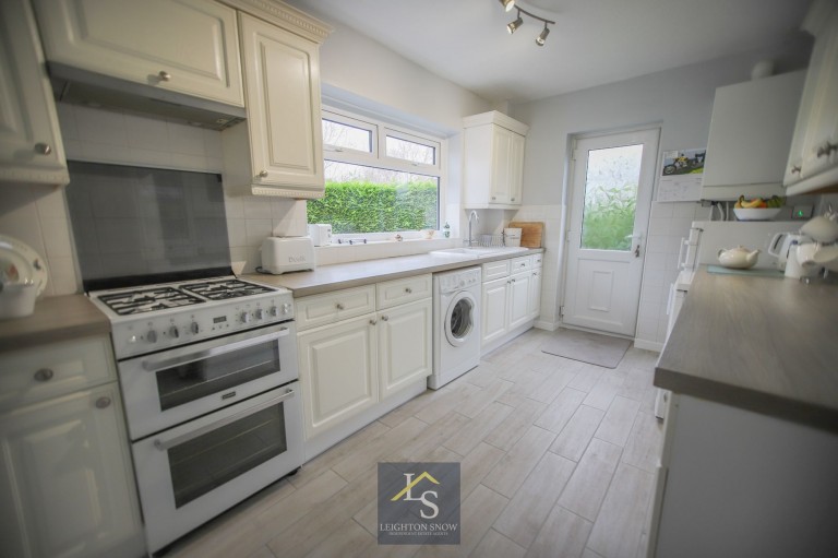 Images for Dairyground Road, Bramhall, SK7 EAID:425574707 BID:a331354c-8a27-4290-8521-a2425358b7e6