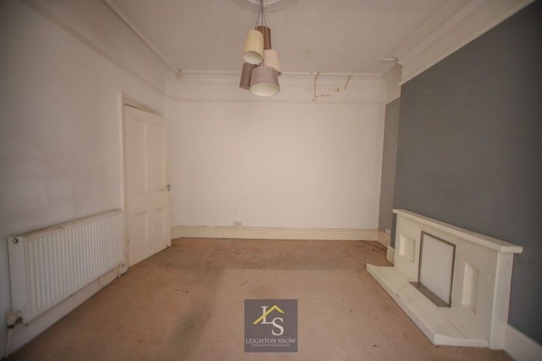Images for Kennerley Road, Stockport, SK2 EAID:425574707 BID:a331354c-8a27-4290-8521-a2425358b7e6