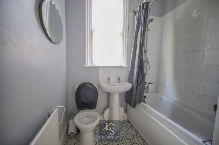 Images for Kennerley Road, Stockport, SK2 EAID:425574707 BID:a331354c-8a27-4290-8521-a2425358b7e6