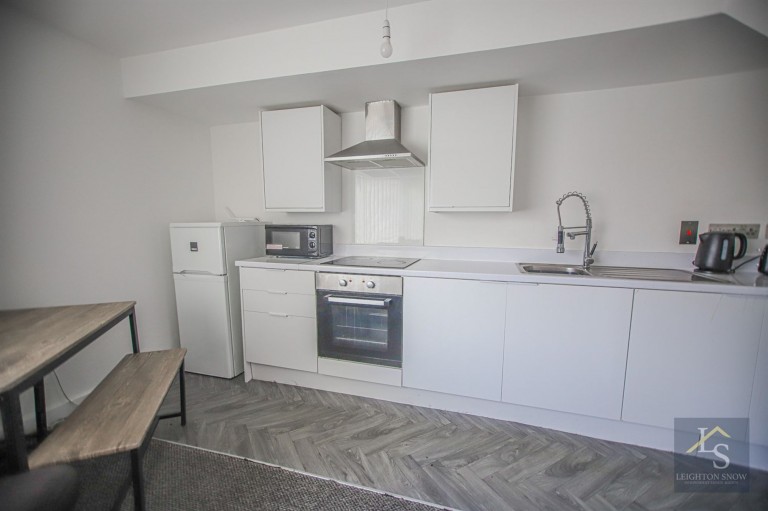 Images for Stockport Road, 142A, SK8 EAID:425574707 BID:4e9803c7-4032-406b-90d5-01d6ebc98bcc