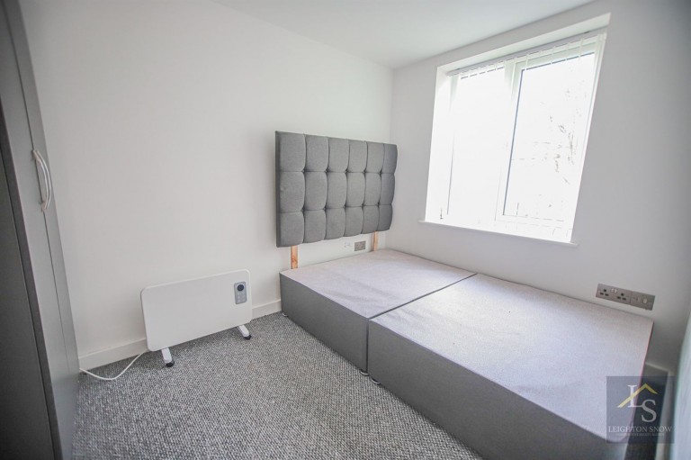 Images for Stockport Road, 142A, SK8 EAID:425574707 BID:4e9803c7-4032-406b-90d5-01d6ebc98bcc