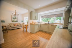 Images for Larchway, Bramhall, SK7