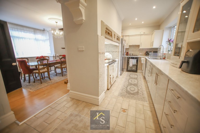 Images for Bramhall Moor Lane, Hazel Grove, SK7 EAID:425574707 BID:4e9803c7-4032-406b-90d5-01d6ebc98bcc