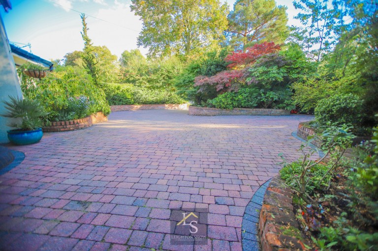 Images for Linney Road, Bramhall, SK7 EAID:425574707 BID:a331354c-8a27-4290-8521-a2425358b7e6