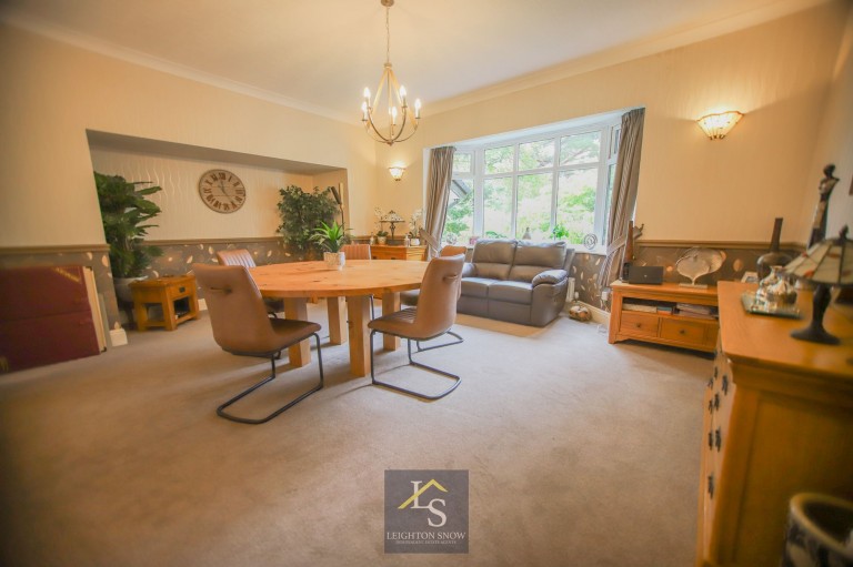 Images for Linney Road, Bramhall, SK7 EAID:425574707 BID:a331354c-8a27-4290-8521-a2425358b7e6