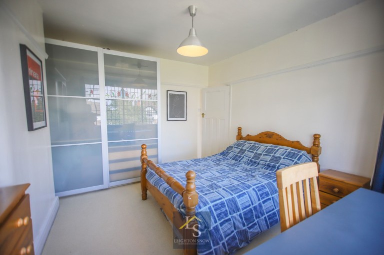 Images for Ladythorn Road, Bramhall, SK7 EAID:425574707 BID:a331354c-8a27-4290-8521-a2425358b7e6