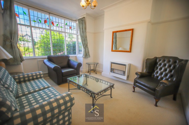 Images for Ladythorn Road, Bramhall, SK7 EAID:425574707 BID:a331354c-8a27-4290-8521-a2425358b7e6