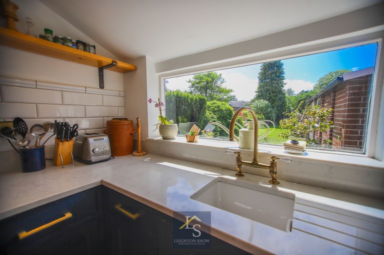 Images for Ladythorn Road, Bramhall, SK7 EAID:425574707 BID:a331354c-8a27-4290-8521-a2425358b7e6