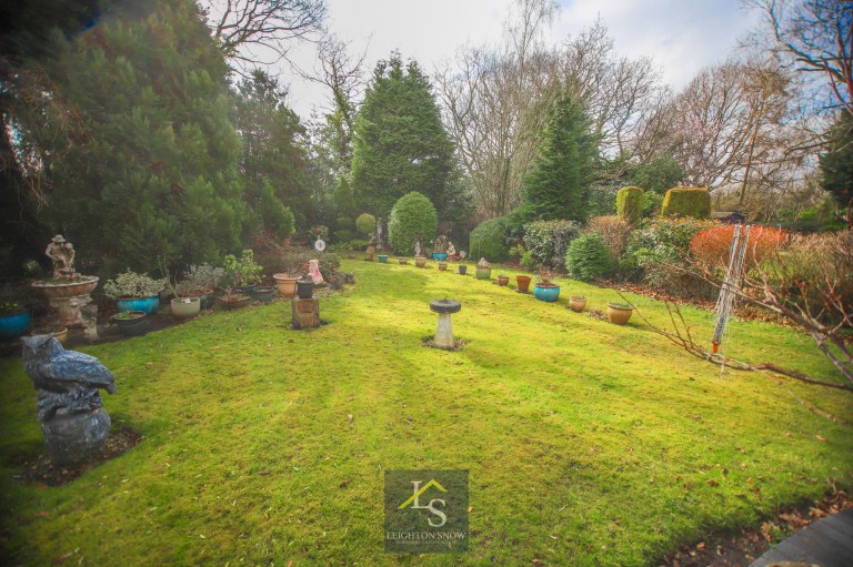Images for Longmeadow, Cheadle Hulme, SK8 EAID:425574707 BID:a331354c-8a27-4290-8521-a2425358b7e6