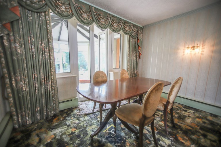 Images for Longmeadow, Cheadle Hulme, SK8 EAID:425574707 BID:a331354c-8a27-4290-8521-a2425358b7e6