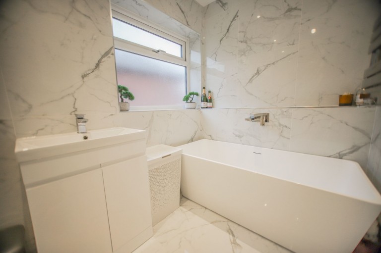 Images for Delfur Road, Bramhall, SK7 EAID:425574707 BID:a331354c-8a27-4290-8521-a2425358b7e6