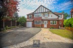 Field Close, Bramhall, sk7