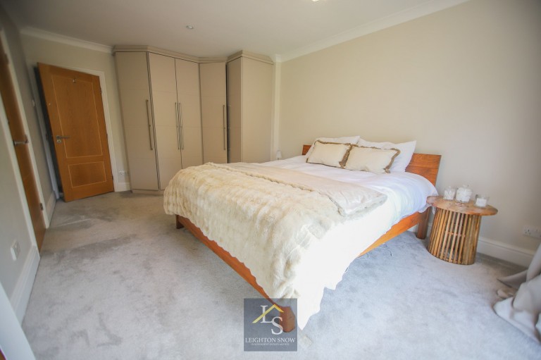 Images for Field Close, Bramhall, SK7 EAID:425574707 BID:a331354c-8a27-4290-8521-a2425358b7e6