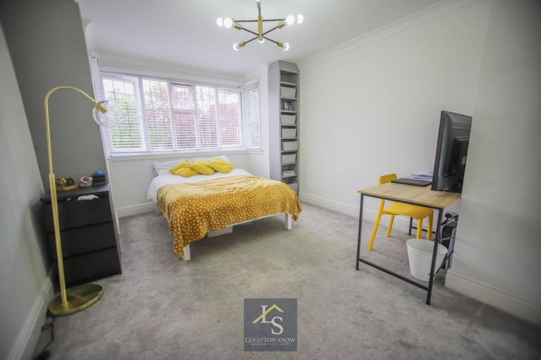 Images for Field Close, Bramhall, SK7 EAID:425574707 BID:a331354c-8a27-4290-8521-a2425358b7e6