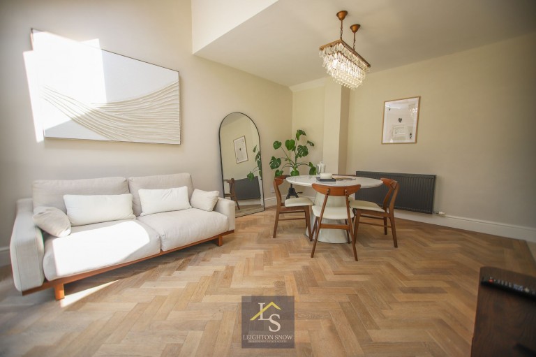 Images for Field Close, Bramhall, SK7 EAID:425574707 BID:a331354c-8a27-4290-8521-a2425358b7e6