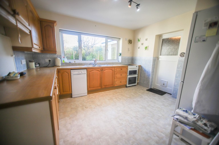 Images for Rossall Drive, Bramhall, SK7 EAID:425574707 BID:a331354c-8a27-4290-8521-a2425358b7e6