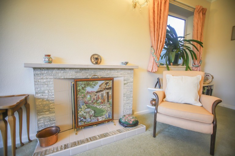Images for Rossall Drive, Bramhall, SK7 EAID:425574707 BID:a331354c-8a27-4290-8521-a2425358b7e6