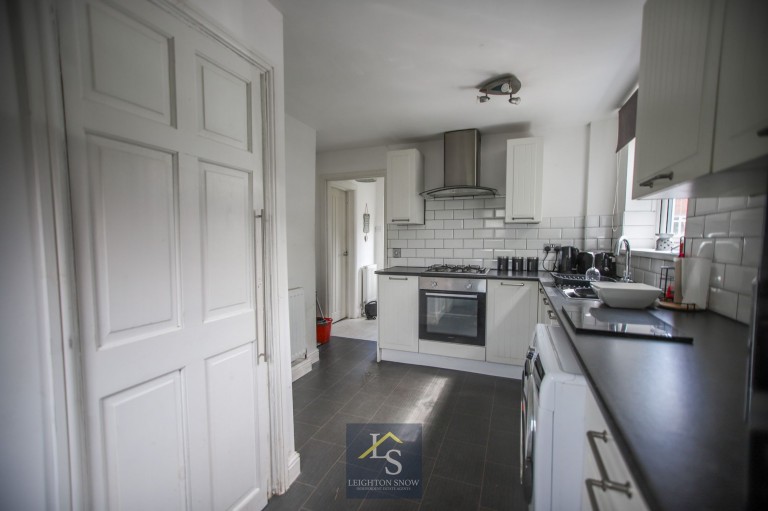 Images for North Park Road, Bramhall, SK7 EAID:425574707 BID:a331354c-8a27-4290-8521-a2425358b7e6