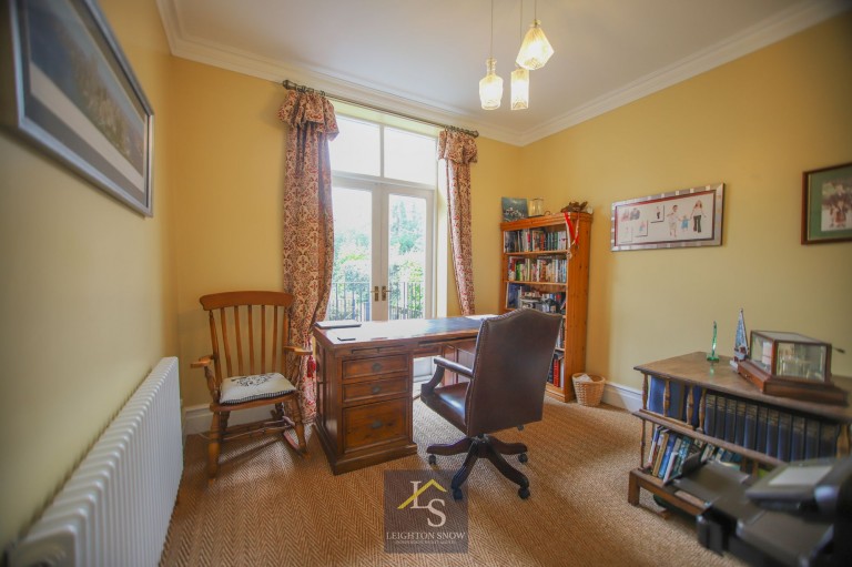 Images for Davenport Park Road, Stockport, SK2 EAID:425574707 BID:a331354c-8a27-4290-8521-a2425358b7e6