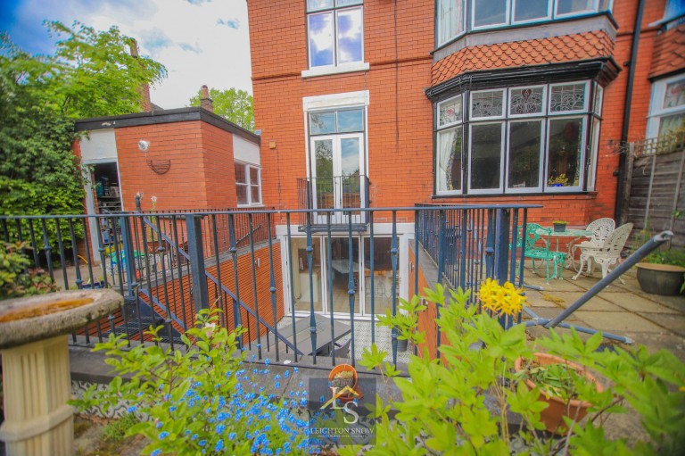 Images for Davenport Park Road, Stockport, SK2 EAID:425574707 BID:a331354c-8a27-4290-8521-a2425358b7e6