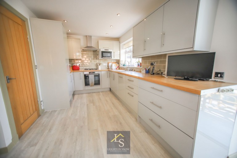 Images for Fir Road, Bramhall, SK7 EAID:425574707 BID:a331354c-8a27-4290-8521-a2425358b7e6