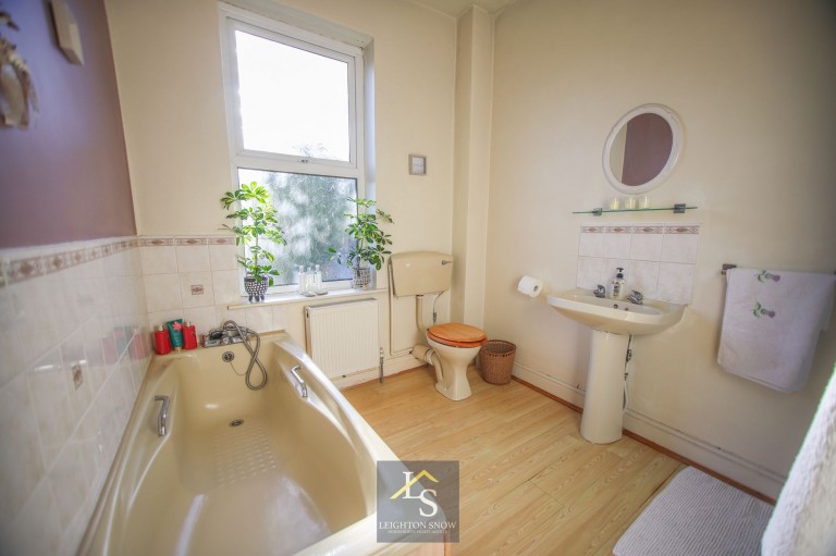 Images for Winifred Road, Stockport, SK2 EAID:425574707 BID:a331354c-8a27-4290-8521-a2425358b7e6