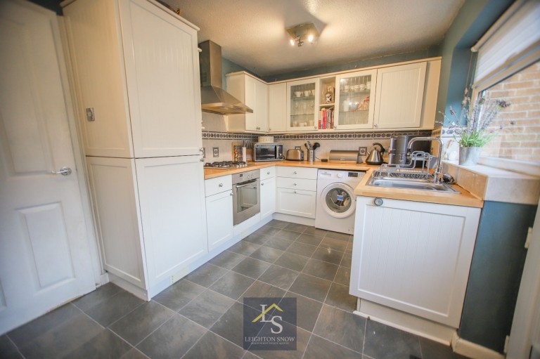 Images for Axminster Walk, Bramhall, SK7 EAID:425574707 BID:a331354c-8a27-4290-8521-a2425358b7e6