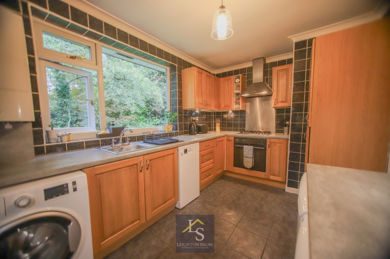 Images for Warren Close, Bramhall, SK7 EAID:425574707 BID:a331354c-8a27-4290-8521-a2425358b7e6