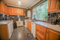 Images for Warren Close, Bramhall, SK7