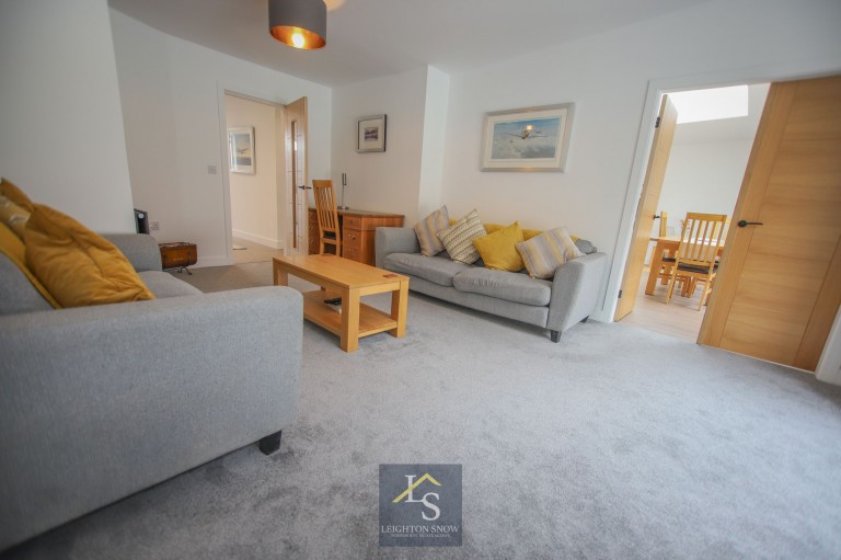 Images for Fir Road, Bramhall, SK7 EAID:425574707 BID:a331354c-8a27-4290-8521-a2425358b7e6