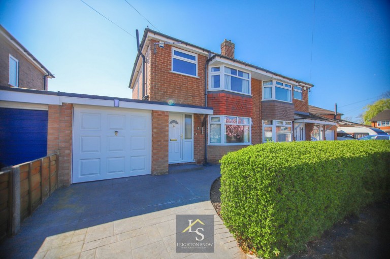 Images for Rushfield Road, Cheadle Hulme, SK8 EAID:425574707 BID:a331354c-8a27-4290-8521-a2425358b7e6