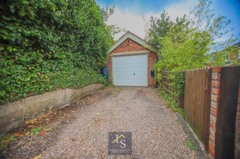 Images for Fir Road, Bramhall, SK7 EAID:425574707 BID:a331354c-8a27-4290-8521-a2425358b7e6