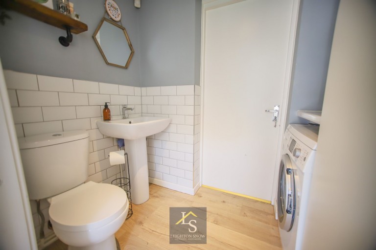 Images for Rowan Drive, Cheadle Hulme, SK8 EAID:425574707 BID:a331354c-8a27-4290-8521-a2425358b7e6