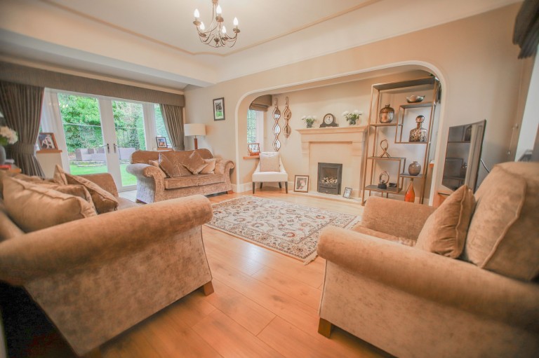 Images for St. Michaels Avenue, Bramhall, SK7 EAID:425574707 BID:a331354c-8a27-4290-8521-a2425358b7e6