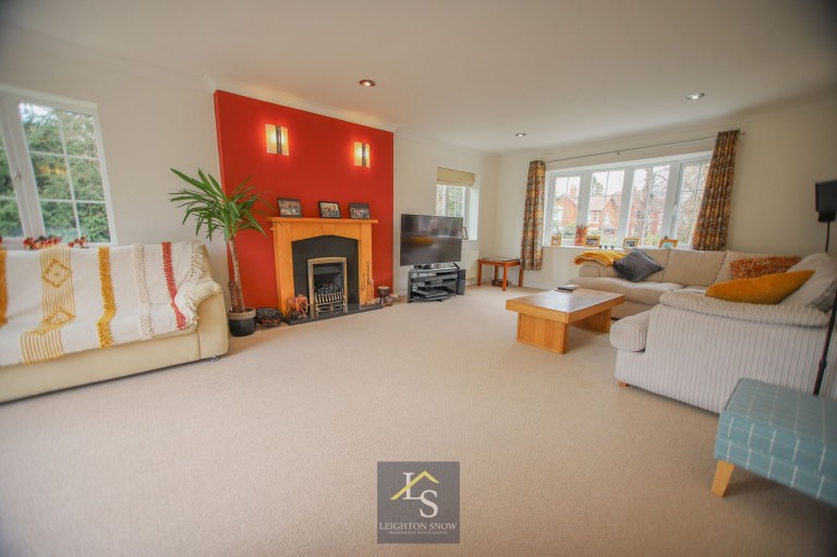 Images for Beech Mews, Davenport Park, SK2 EAID:425574707 BID:a331354c-8a27-4290-8521-a2425358b7e6