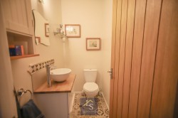 Images for King Street, Woodford, SK7