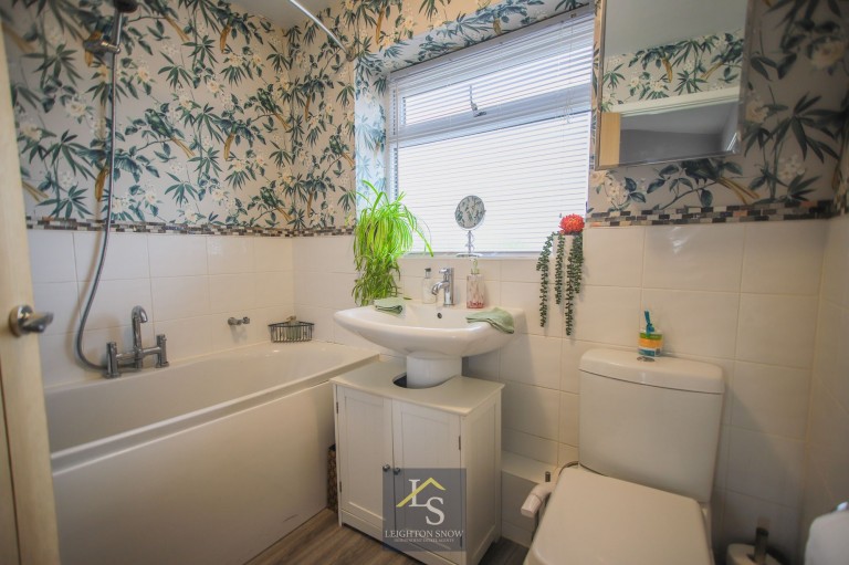 Images for Thorn Grove, Cheadle Hulme, SK8 EAID:425574707 BID:a331354c-8a27-4290-8521-a2425358b7e6