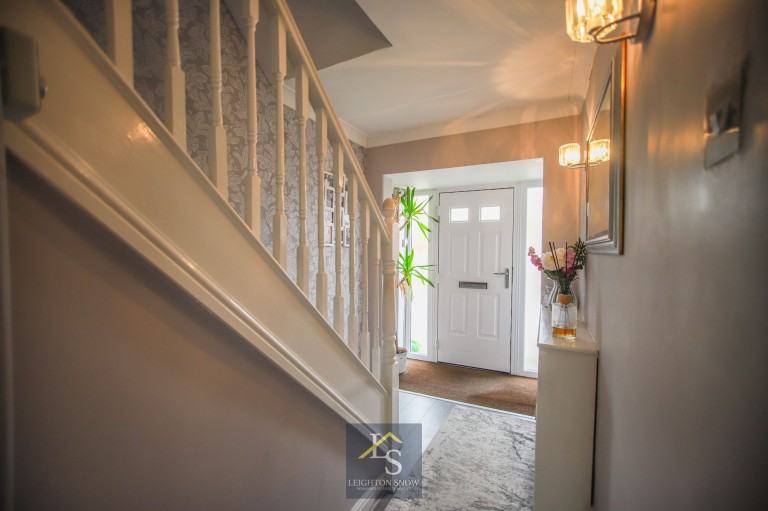 Images for Thorn Grove, Cheadle Hulme, SK8 EAID:425574707 BID:a331354c-8a27-4290-8521-a2425358b7e6